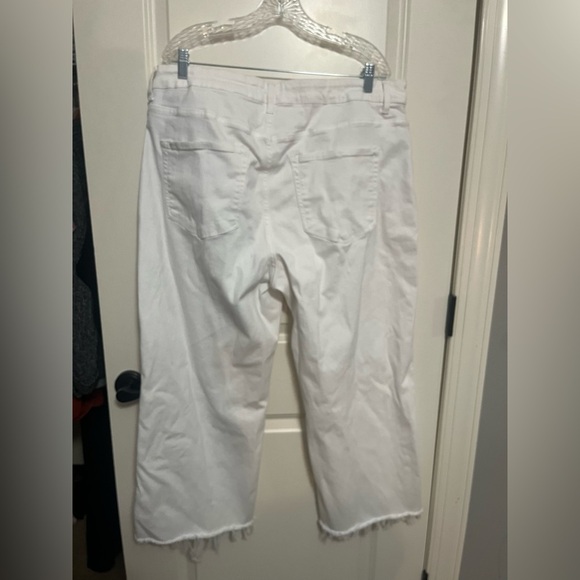 Vervet High Rise Cropped Raw Hem Wide Leg White Jeans Size 22W - Picture 6 of 9